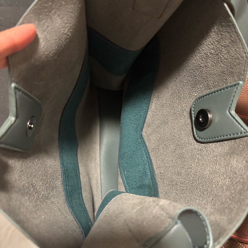 Pixie Mood livid (blue grey) with dark blue  Chevron shoulder bag - Picture 7 of 7